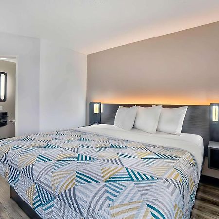 Motel 6-Benbrook, Tx - Fort Worth Zewnętrze zdjęcie